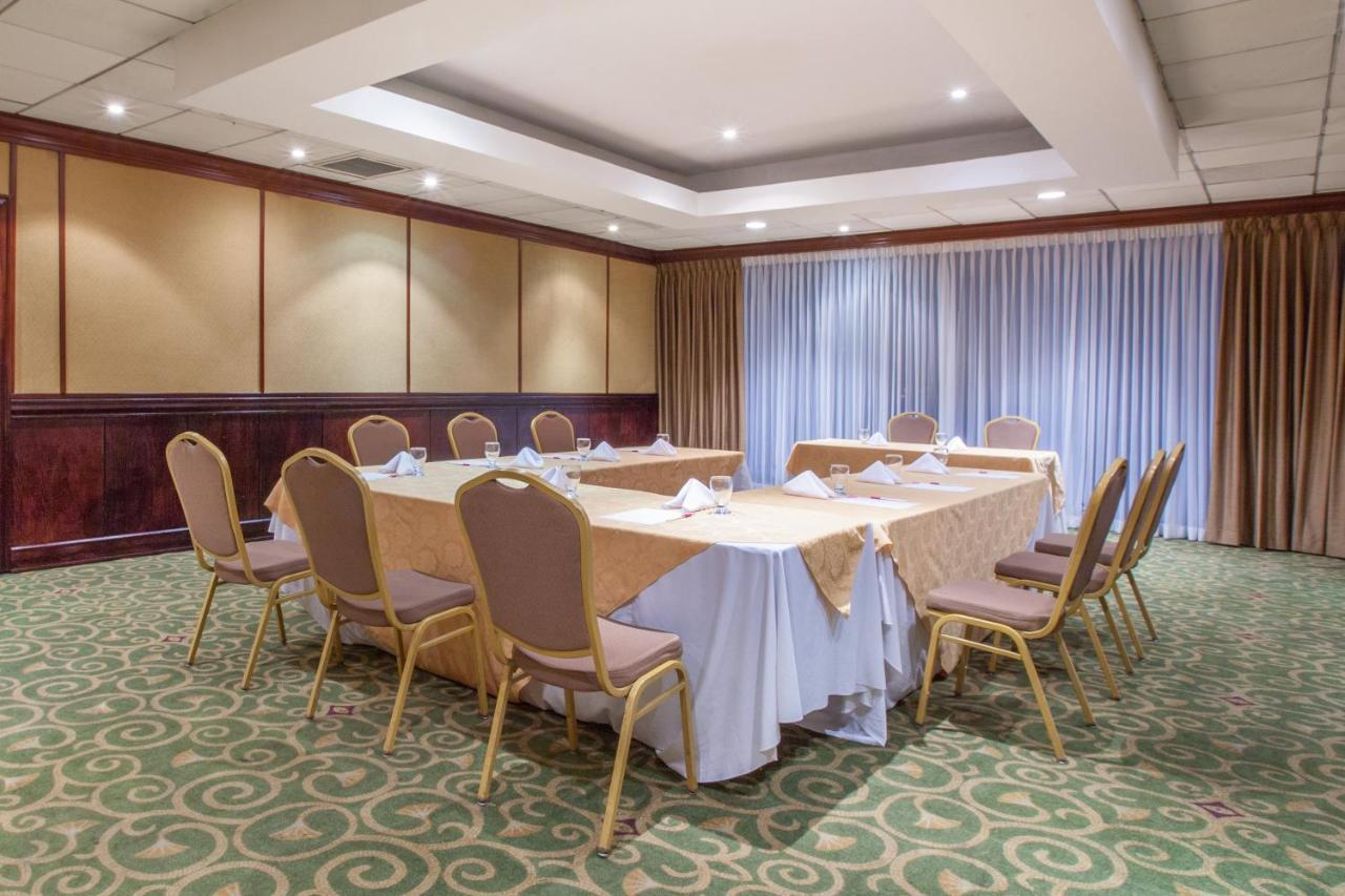 Готель Crowne Plaza Сан-Педро-Сула Екстер'єр фото